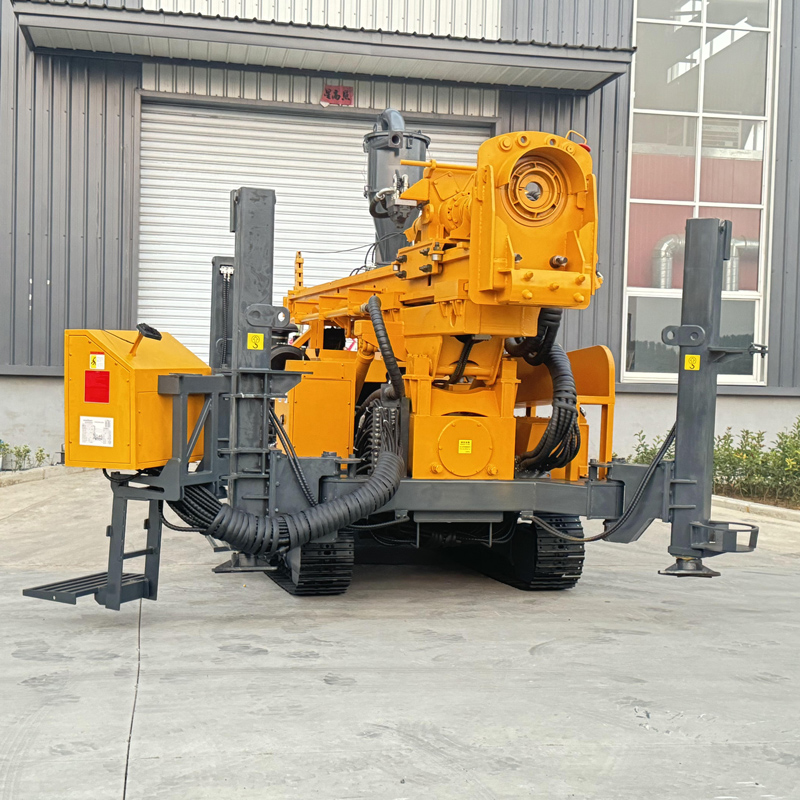 WR500RC-CS3 drill rig chassis and hydraulic outriggers