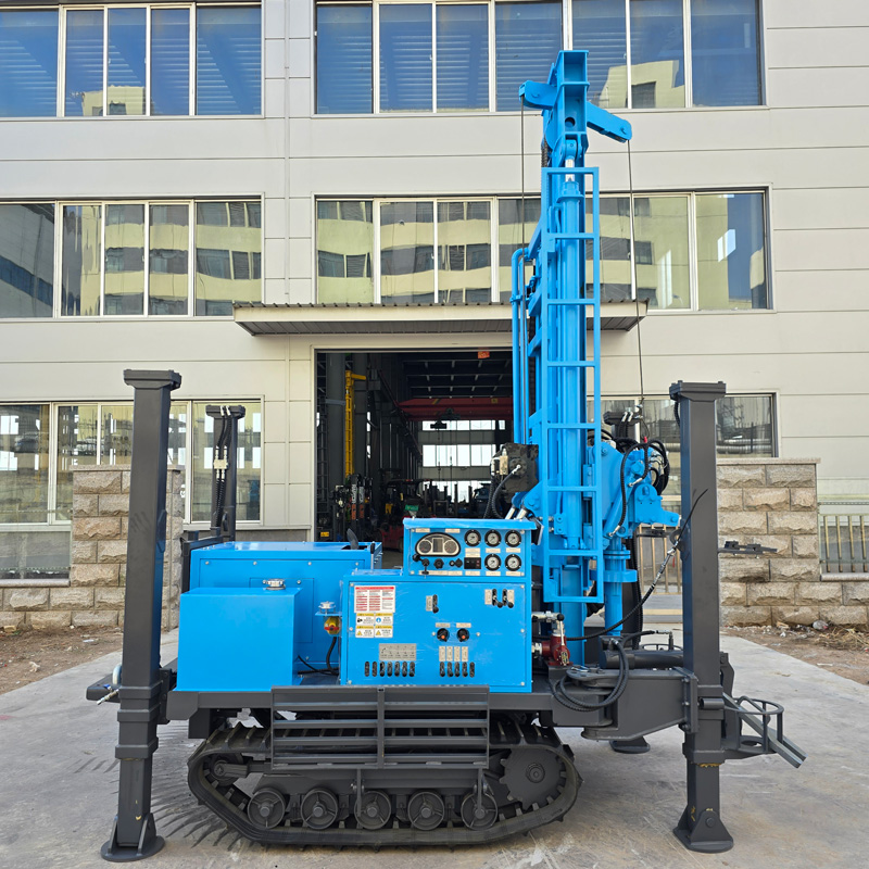 Crawler water well drilling rig overall display
