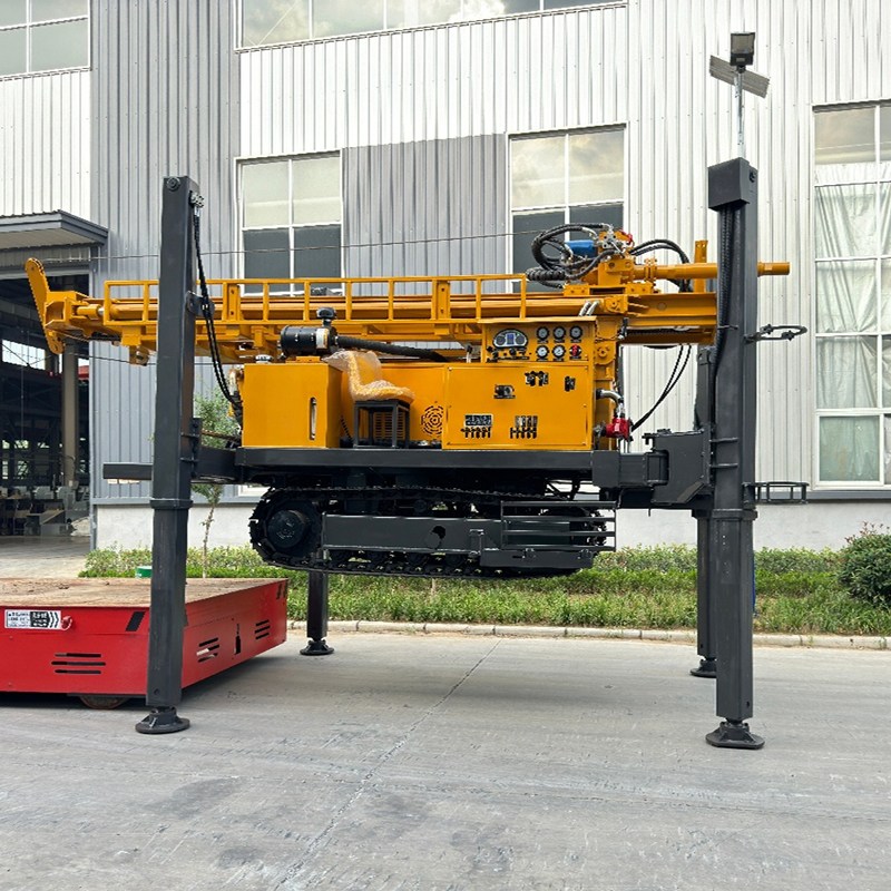 WR350SE crawler water well drilling rig overall display