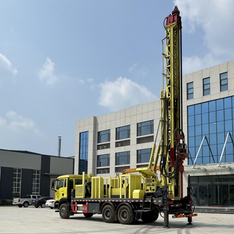 WRT1200 large-diameter water well drilling rig operation scene