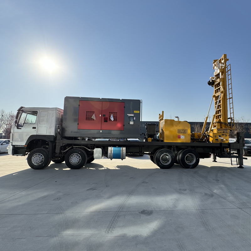 WRT600 Truck-Mounted Straight-Mast Water Well Drilling Rig Overall Display